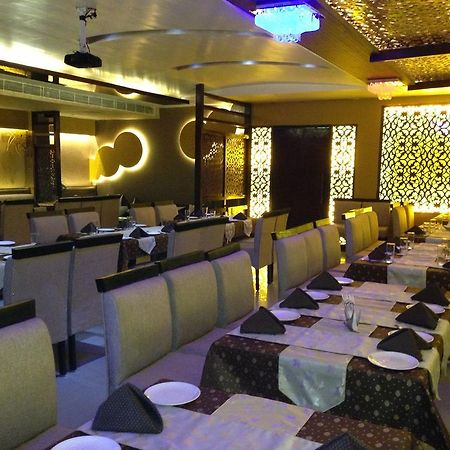 Hotel Silver Stone Ludhiana Esterno foto