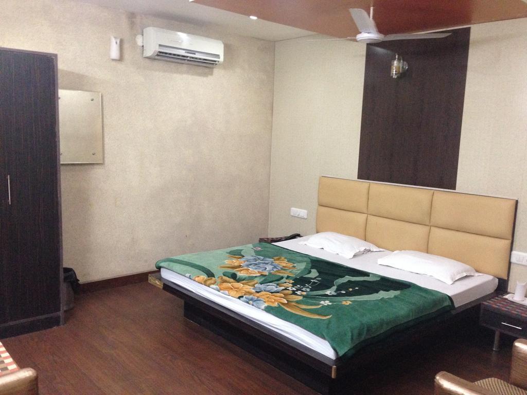 Hotel Silver Stone Ludhiana Camera foto