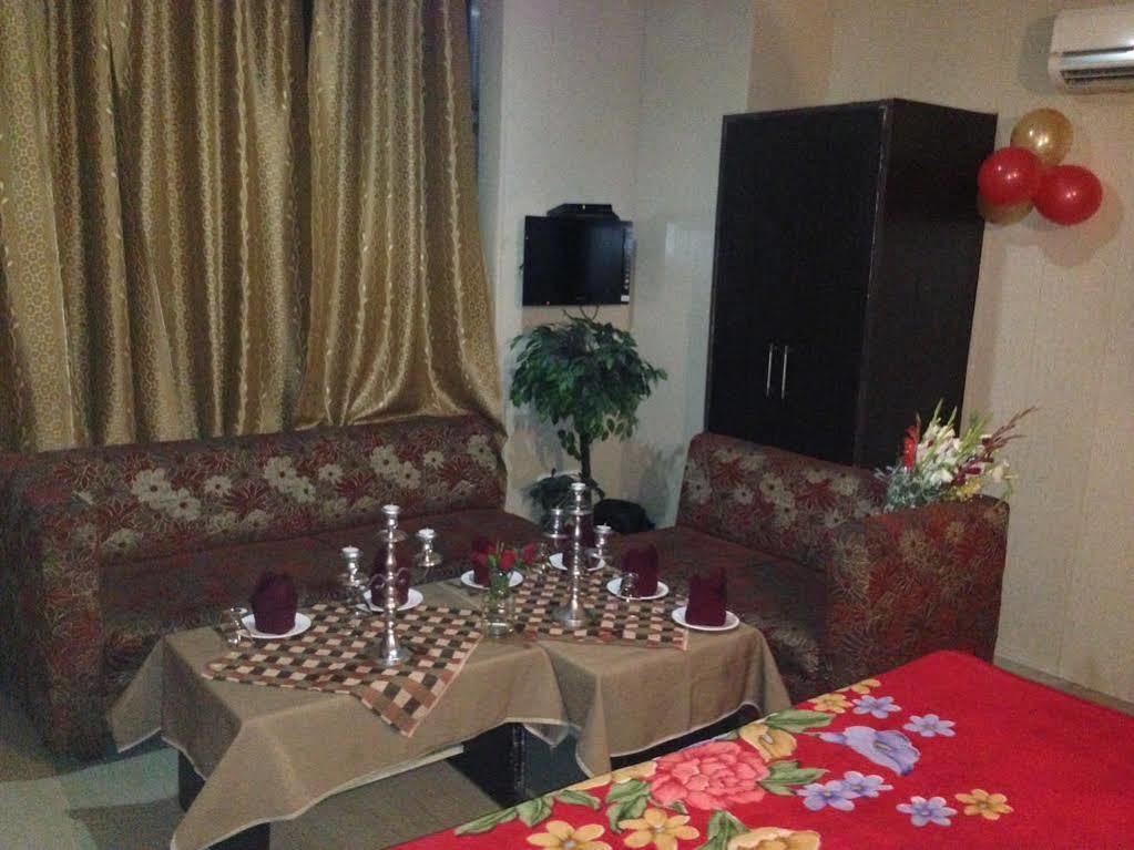 Hotel Silver Stone Ludhiana Esterno foto